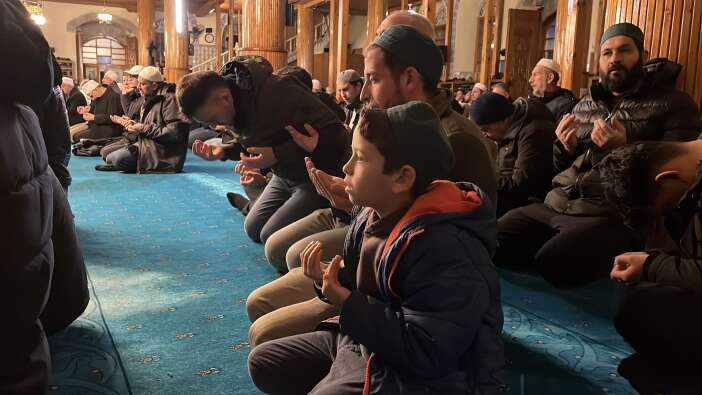 konyalilar-yeni-yilin-ilk-sabahinda-kapu-camiinde-toplandi