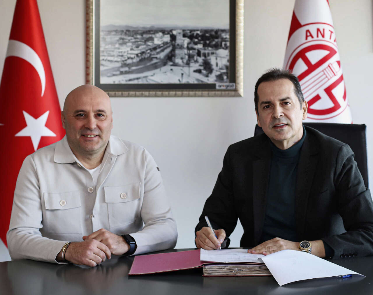 antalyasporun-yeni-teknik-direktoru-aciklandi