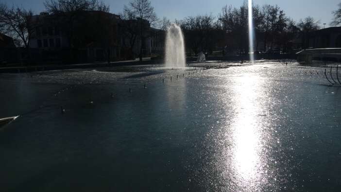 yeterince-kar-gormeyen-konya-dondu-sus-havuzlari-buz-tuttu