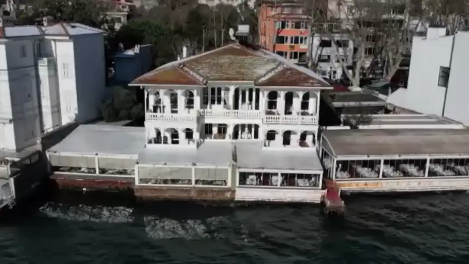 200-yillik-burhanettin-sezerar-yalisi-satista-fiyati-dudak-ucuklatiyor