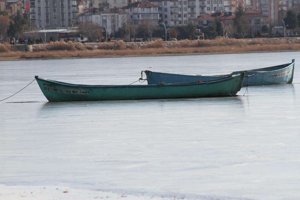 konyanin-denizi-dondu