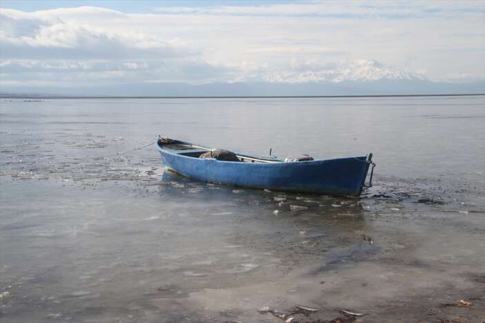 konyanin-denizi-dondu