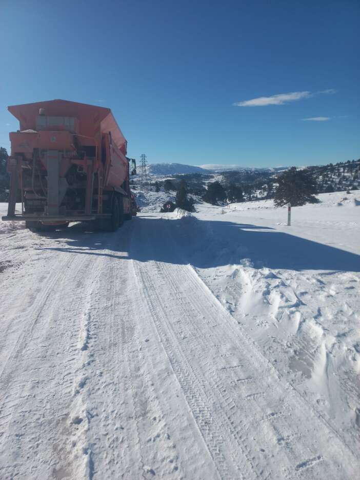 konyanin-ilcelerinde-karla-mucadele-suruyor
