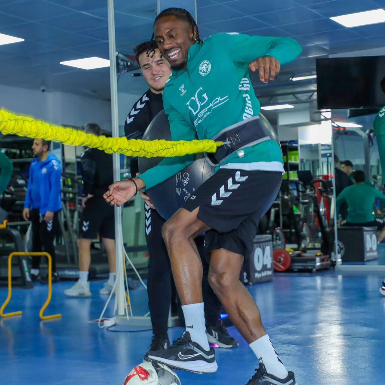 konyaspor-antalya-kampinda-vites-yukseltti-gunun-ilk-idmani-yapildi