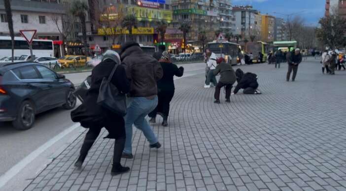 lodosun-vurdugu-sehirde-insanlar-ucmamak-icin-yere-kapandi