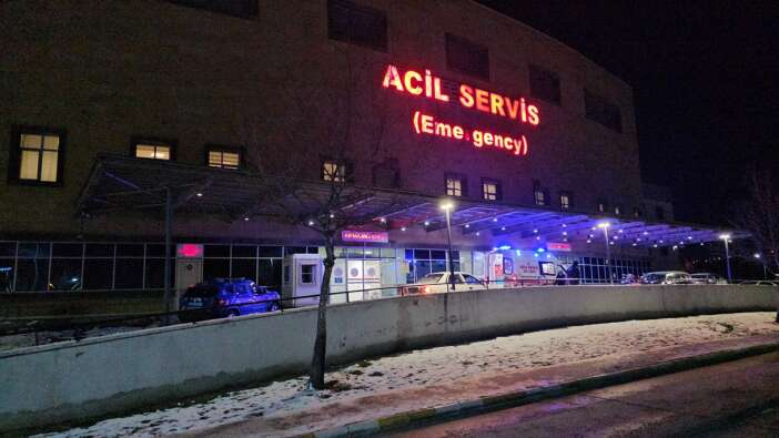 silah-kazara-ates-alinca-kendini-vurdu