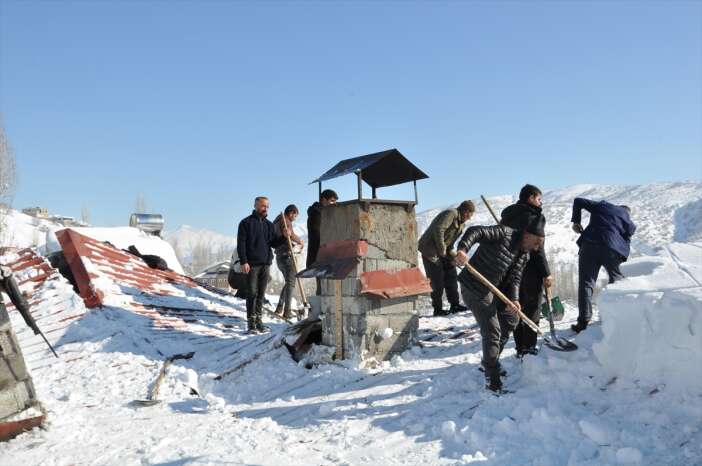 yogun-kar-catiyi-cokertti