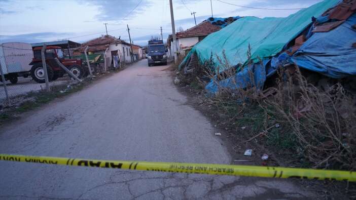 bocek-ilaci-evde-kim-varsa-zehirledi