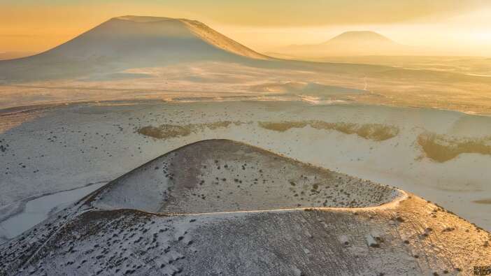 konyanin-nazar-boncugu-kar-altinda-muhtesem-gun-batimi-manzarasi-sundu