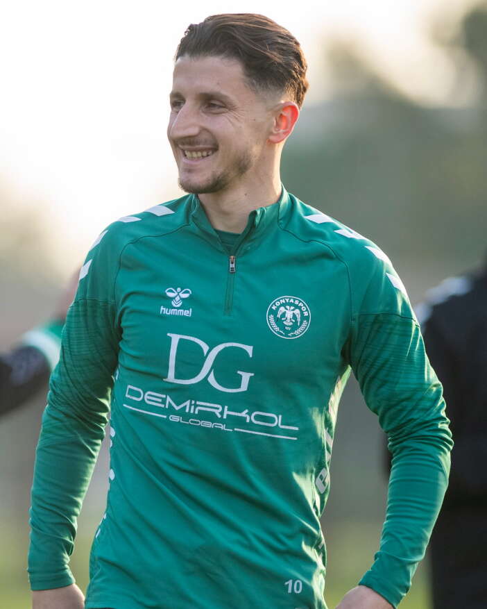 konyasporda-yeni-transferler-ilk-kez-sahaya-indi