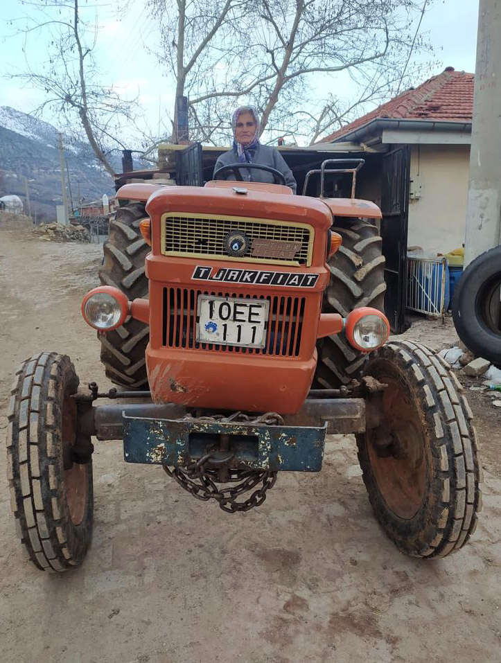 traktorunun-plakasi-basina-bela-oldu-600-kilometre-uzaktan-ceza-yagiyor