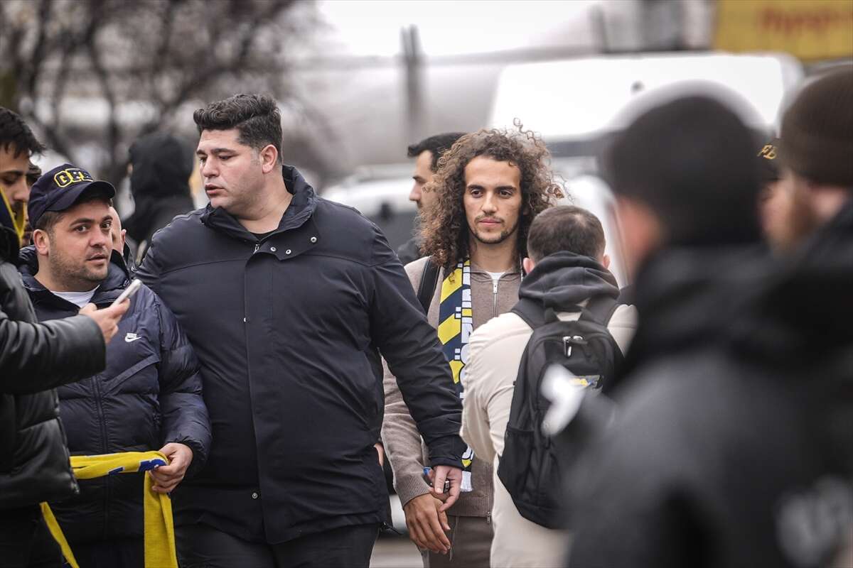 fenerbahcenin-transferde-sona-yaklastigi-futbolcu-istanbulda