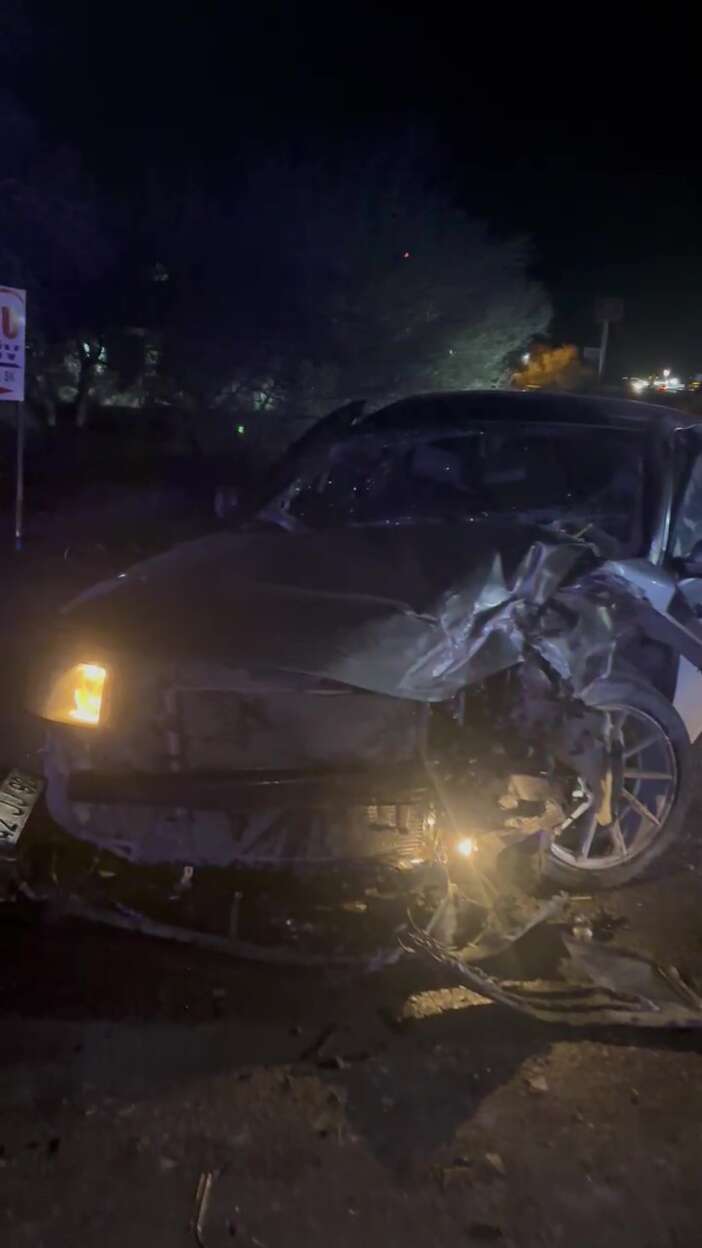 konyada-feci-kaza-5-kisi-yaralandi