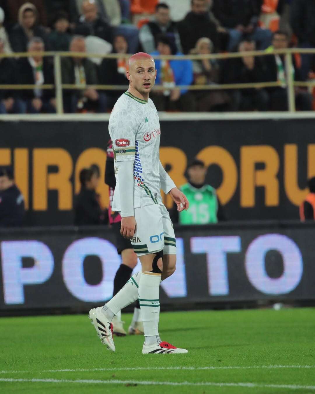 konyasporla-trabzonsporun-umut-nayir-pazarliginda-kramer-detayi