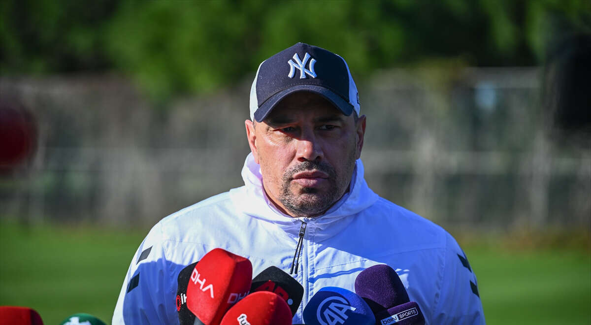 cagdas-atan-konyaspor-eyupspor-macinin-saatine-tepki-gosterdi