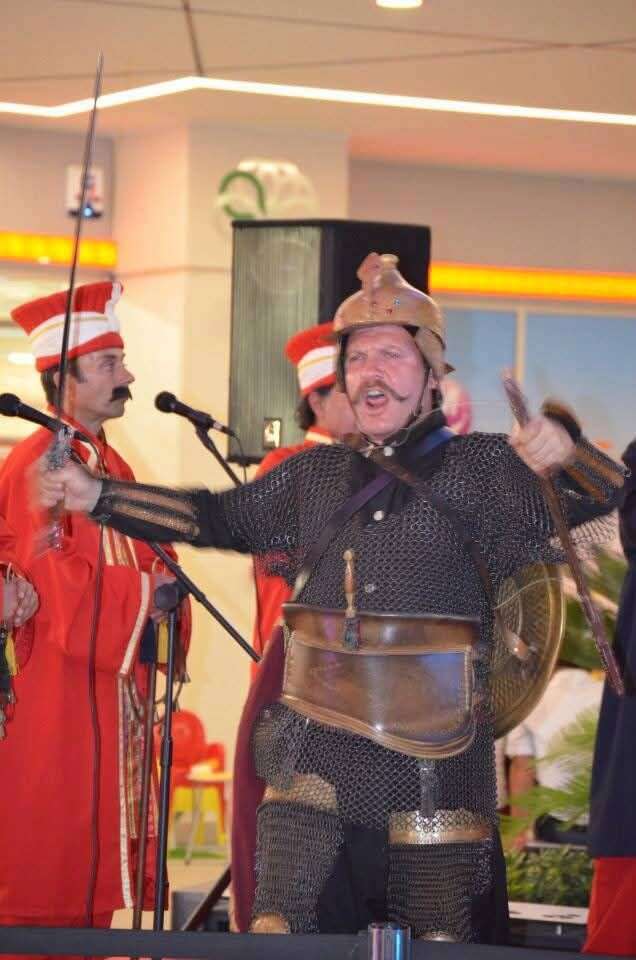 yesilcamin-unlu-oyuncusu-simitci-oldu