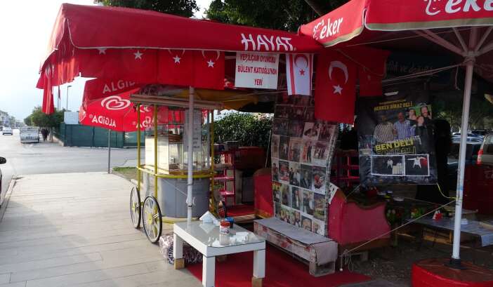 yesilcamin-unlu-oyuncusu-simitci-oldu