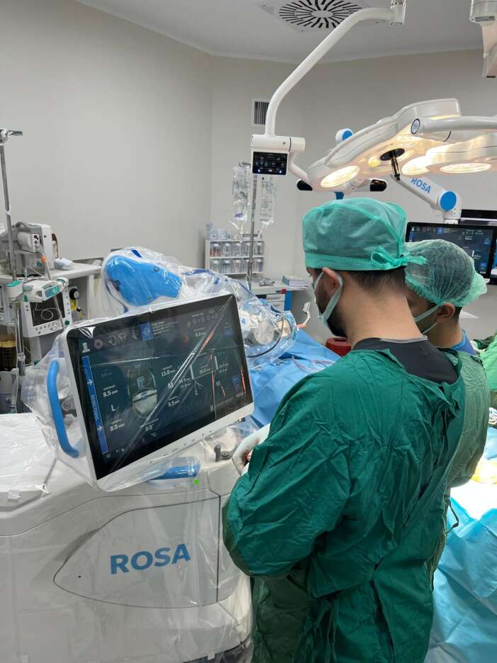 konyada-cerrahlar-ameliyata-artik-robotla-giriyor