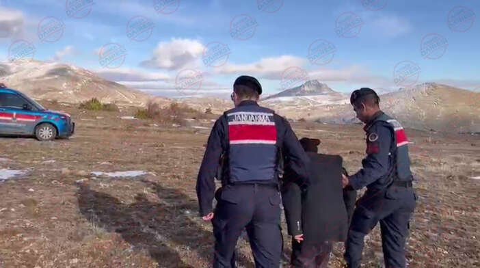 konyada-jandarmanin-dikkati-kayip-yasli-adami-olumden-kurtardi-ziya-erdogan