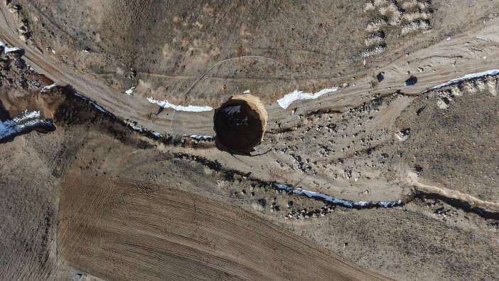 konyanin-kabusu-sehir-merkezine-dayandi-obruk-olustu