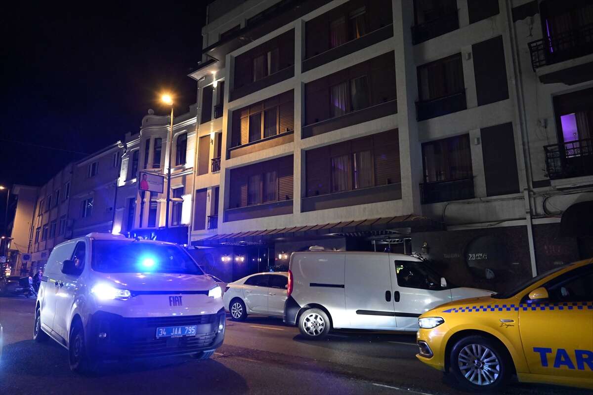 unlulere-uyusturucu-operasyonunda-yeni-dalga-selen-gorguzel-ve-can-yaman-gozaltinda