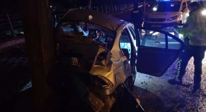 feci-kazada-2-kisi-agir-yaralandi