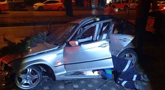 feci-kazada-2-kisi-agir-yaralandi