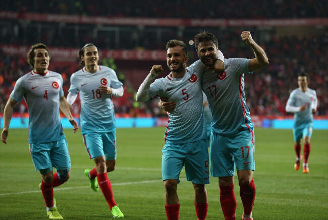 konyaspor-ve-turk-futbolu-onu-unutmadi-ahmet-calikin-vefatinin-4