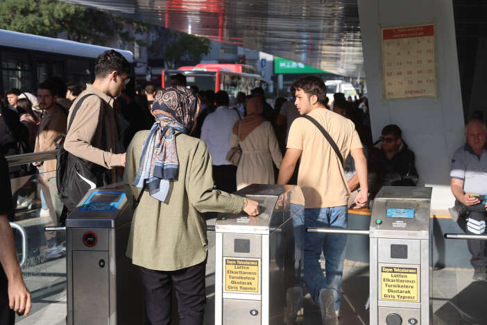 turkiyenin-en-ucuz-ogrenci-ulasimi-konyada