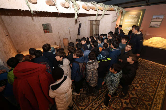 konya-siyer-sergisine-yogun-ilgi