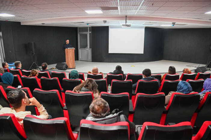 konyada-ogretmenlere-yonelik-yapay-zeka-egitimleri-basladi