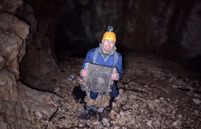 magaradan-gelen-sese-dogru-gittiklerinde-gorduklerine-inanamadilar