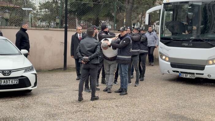 miras-icin-babasini-baltayla-katletti