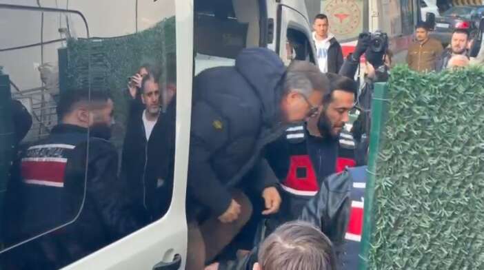 oktay-kaynarca-unlulere-uyusturucu-operasyonu-kapsaminda-gozaltina-alindi