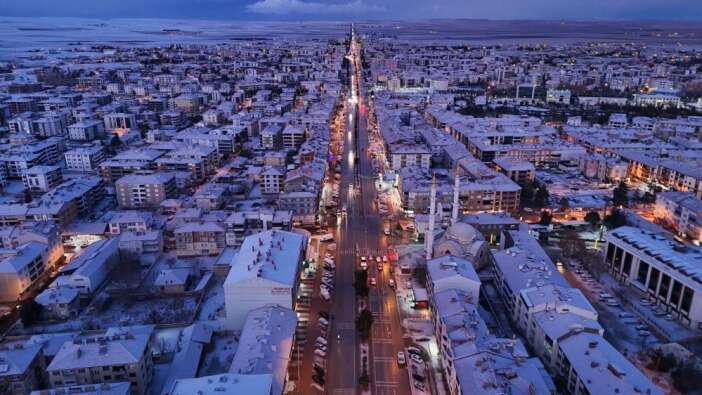 kar-yagisi-konyanin-gurbetci-ilcesini-beyaza-burudu