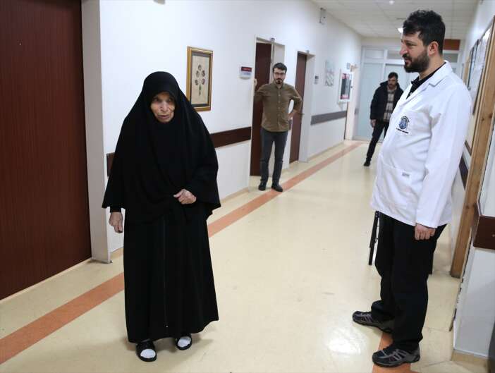 70-yasindaki-kadin-10-yillik-hastaligina-konyada-sifa-buldu