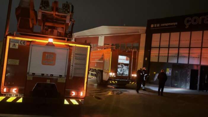 corap-fabrikasinda-yangin-panigi