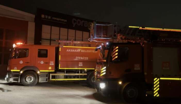 corap-fabrikasinda-yangin-panigi