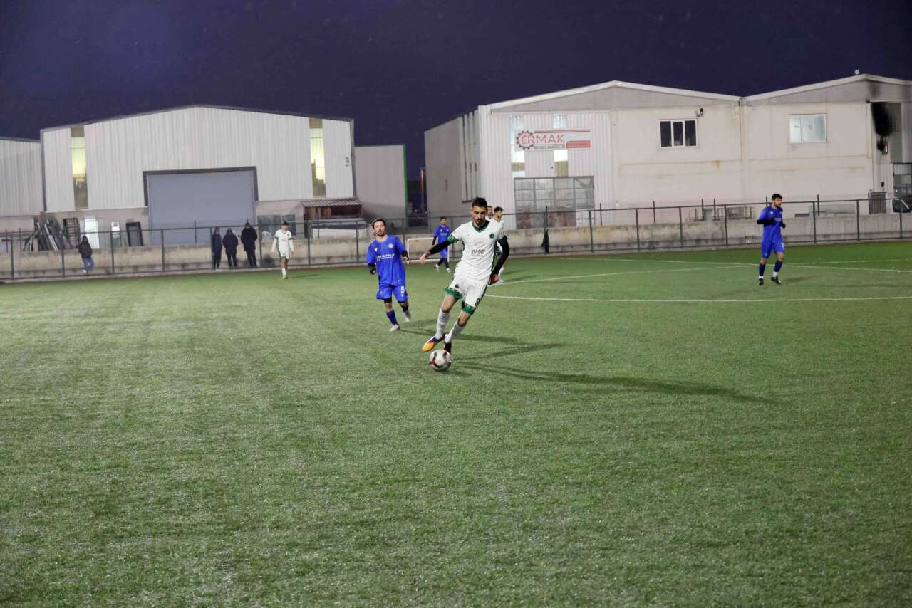 karatay-belediyespordan-lige-7-gollu-baslangic