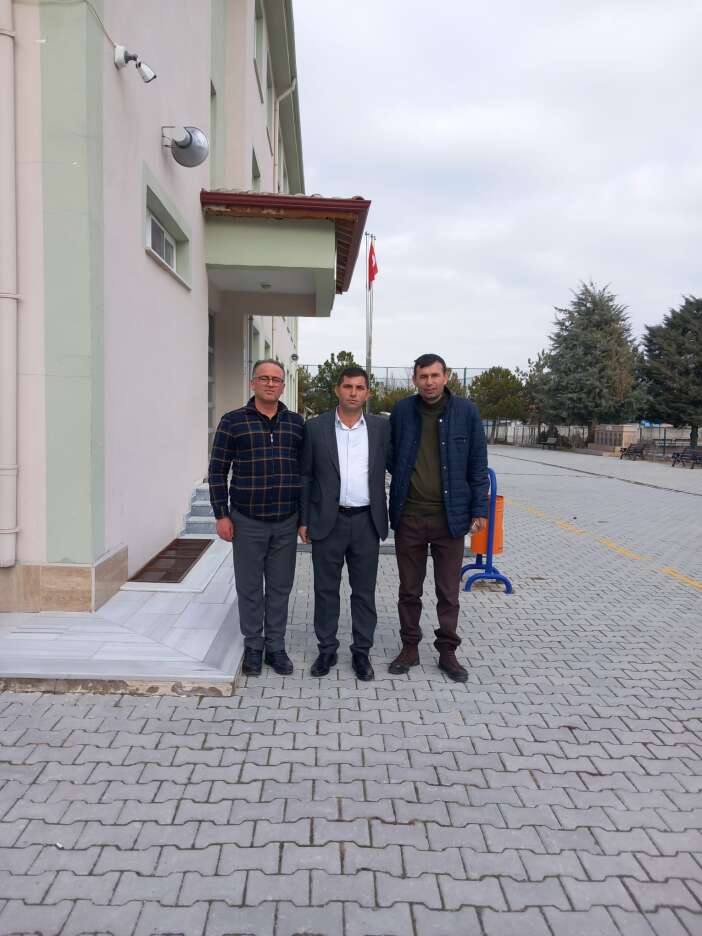 konya-karapinarda-mirac-kandili-sevinci-okulda-paylasildi