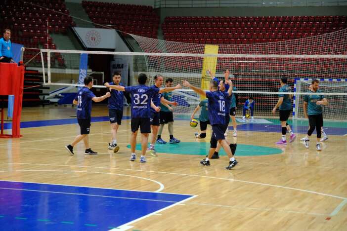 konyada-kamu-ve-ozel-sektor-temsilcileri-voleybol-turnuvasinda-bulusacak