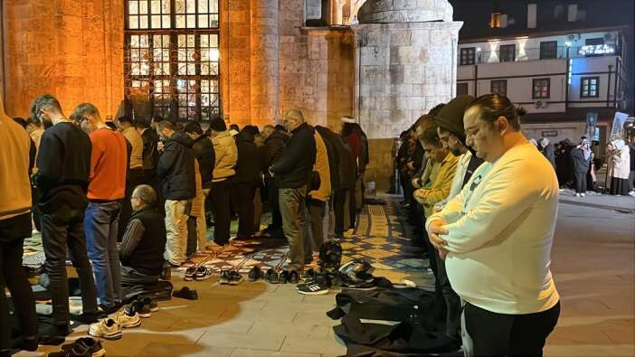 konyada-mirac-kandili-coskusu