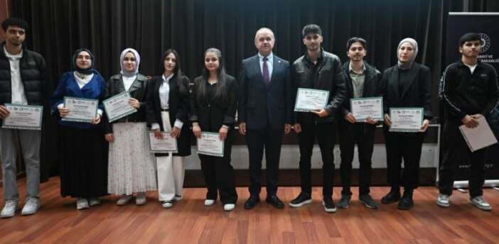 konyanin-en-caliskan-esnaf-odasi-1100-kisiye-altin-bilezik-takti