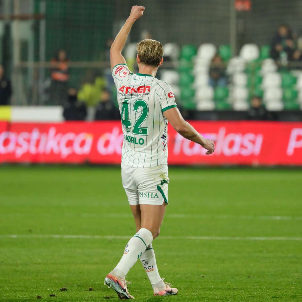 konyasporun-norveclileri-costu-kupada-kayipsiz-devam