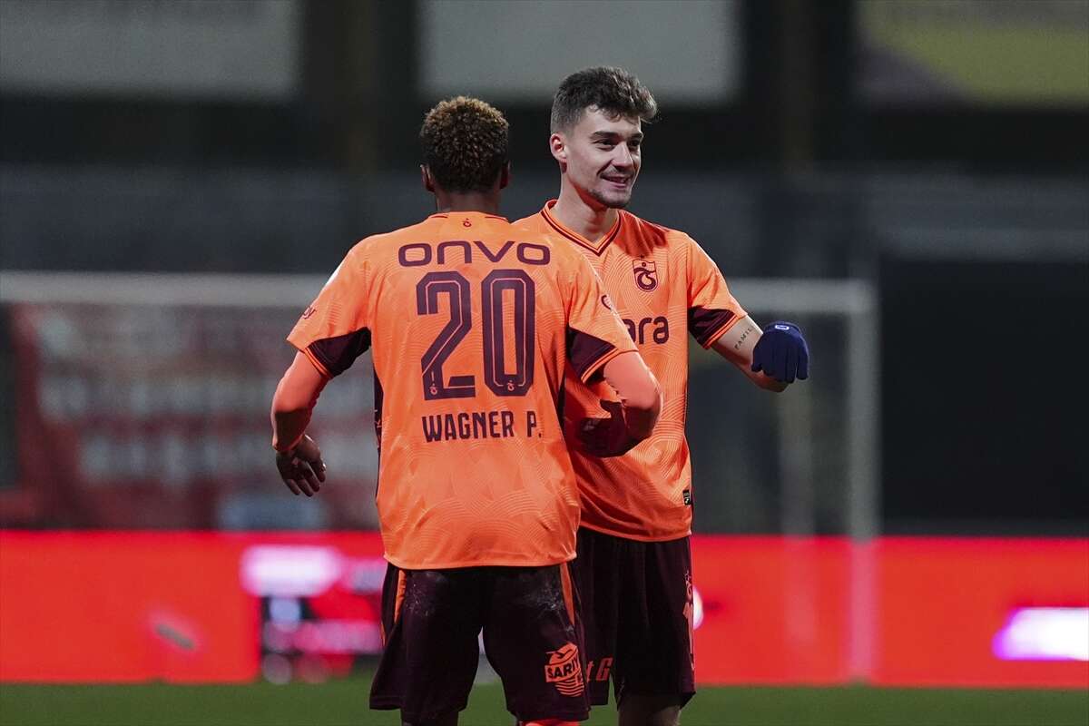 trabzonspor-gol-oldu-yagdi-kupada-6-gollu-galibiyet