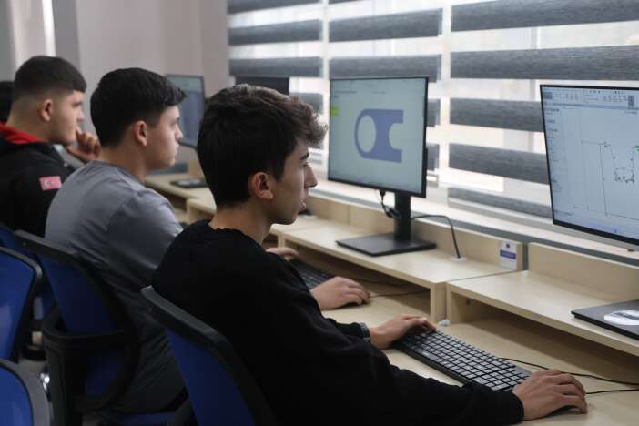 konyada-egitimle-uretimi-birlestiren-lise-12-milyon-tl-ciro-yapti