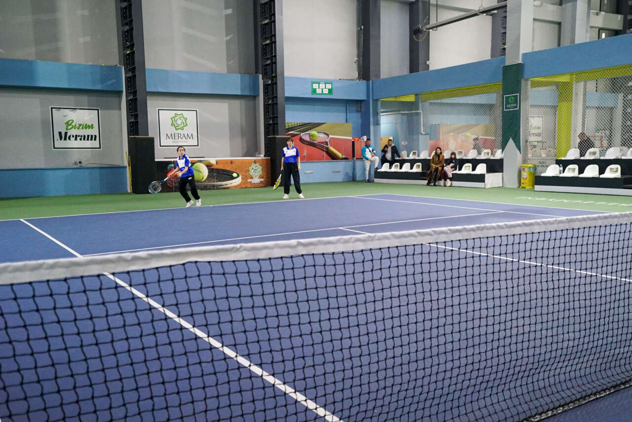 meram-okul-sporlari-tenis-il-birinciligine-ev-sahipligi-yapti