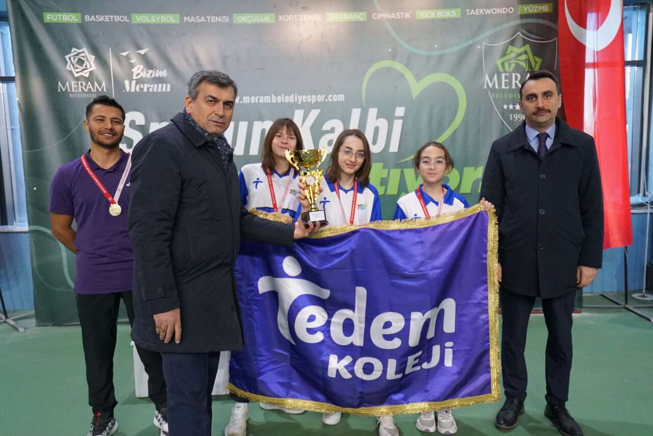 meram-okul-sporlari-tenis-il-birinciligine-ev-sahipligi-yapti