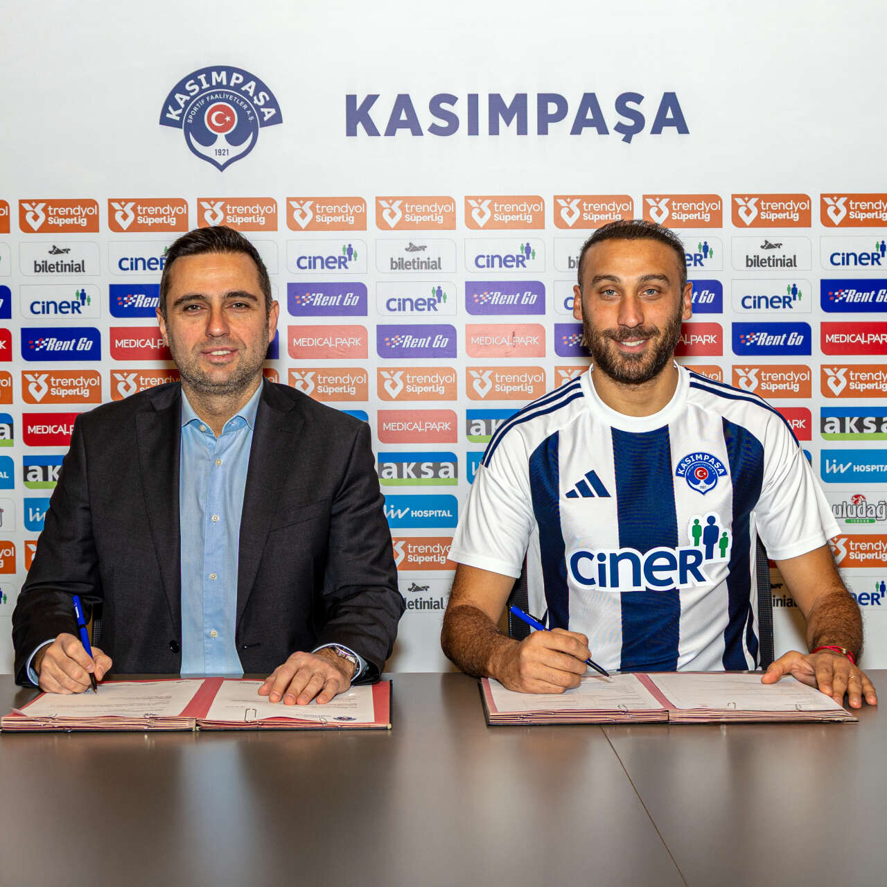 super-lig-ekibi-cenk-tosun-ile-kerem-demirbayi-kadrosuna-katti