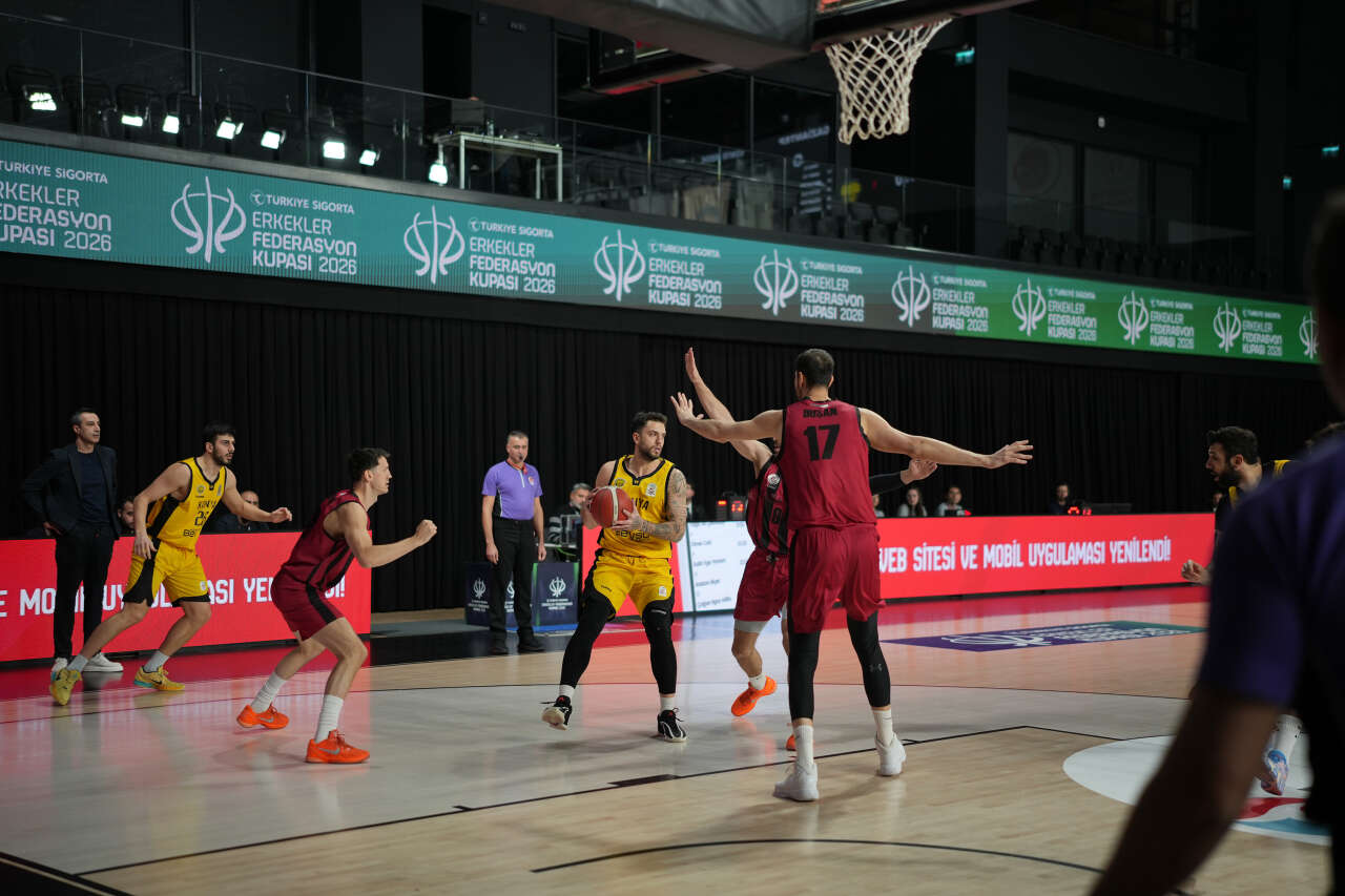 konya-buyuksehir-belediyespor-kupada-finale-yukseldi